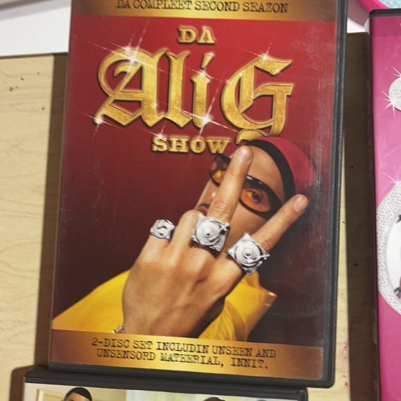 🤣🤣 Laugh so hard I Peed a little - 8 ab workout DVDs. 🤪🤪 - Picture 7 of 9